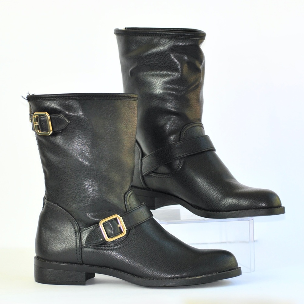 Size 6.5 Black Women Boot